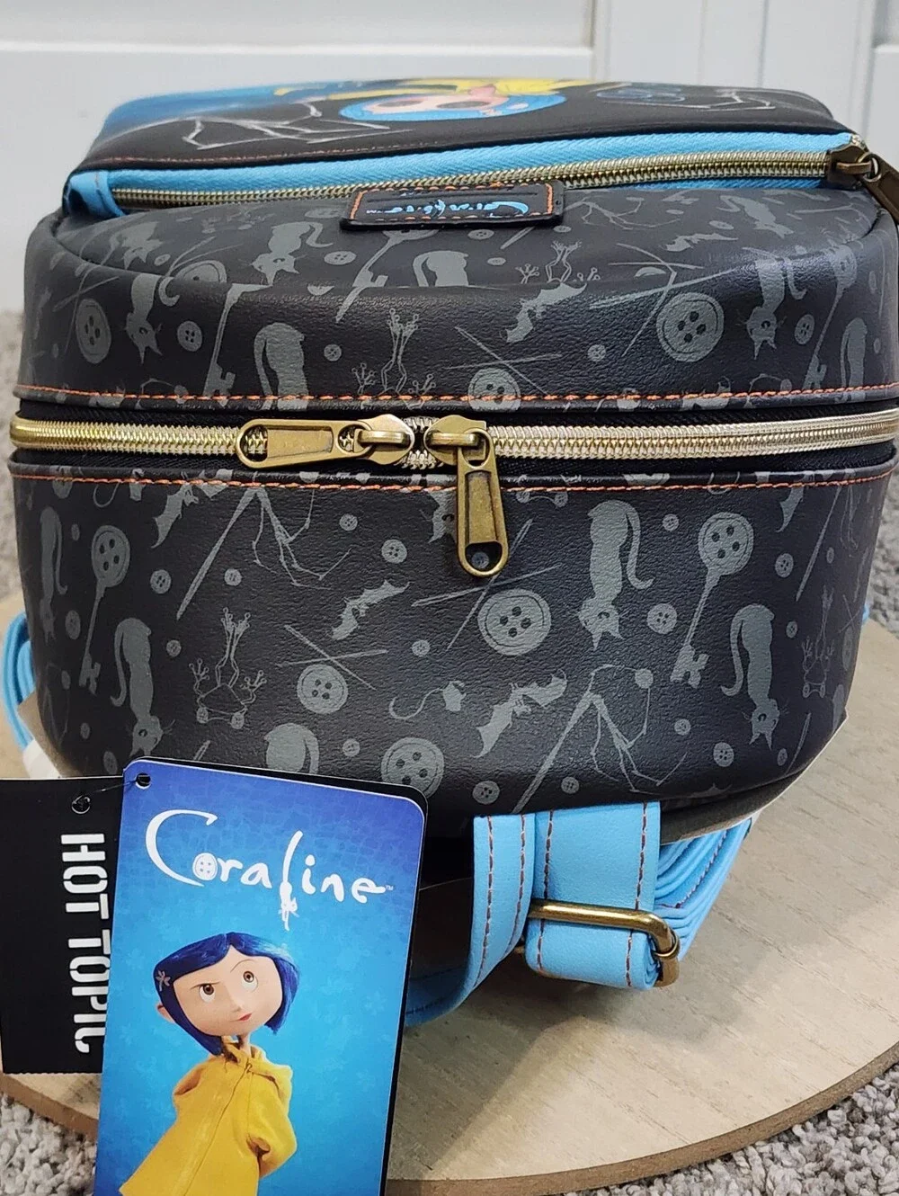 New Loungefly Coraline Split Mini Backpack, Fleece Blanket, Magnet & 2 Pins Lot